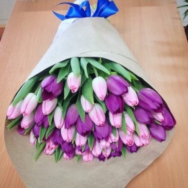 Букет микс из 49 романтичных тюльпана
