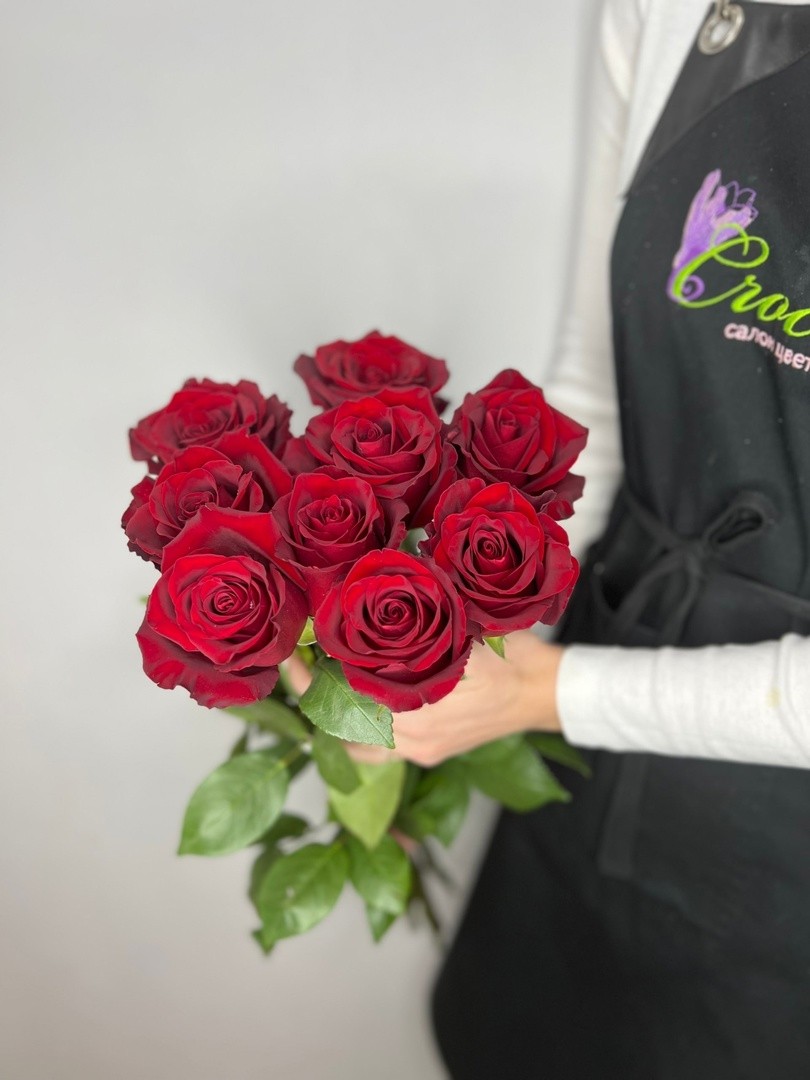 9 красных роз с лентой - crocus-flowers38.ru